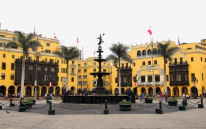 Fuente Plaza de Armas de Lima